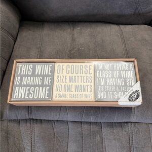 Wine-Themed Decoration Block Set